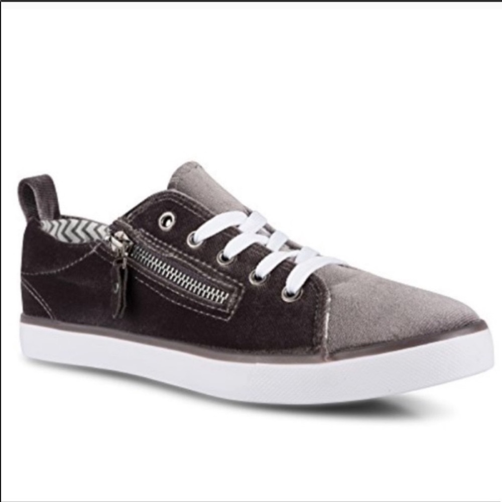 TWISTED alley velvet charcoal sneaker size 11